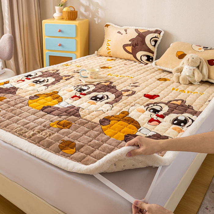 91家纺网 家纺一手货源 找家纺 梦初语 2025新款冬季珊瑚绒牛奶绒加厚床护垫褥子软垫学生宿舍-直播爆款（200克夹棉加厚款） 顽皮鼠