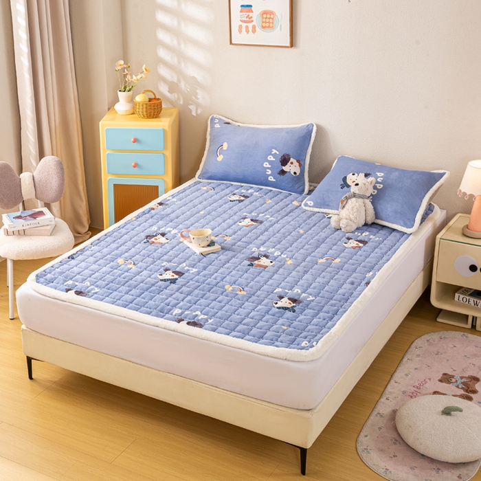 91家纺网 家纺一手货源 找家纺 梦初语 2025新款冬季珊瑚绒牛奶绒加厚床护垫褥子软垫学生宿舍-直播爆款（200克夹棉加厚款） 汪汪星球