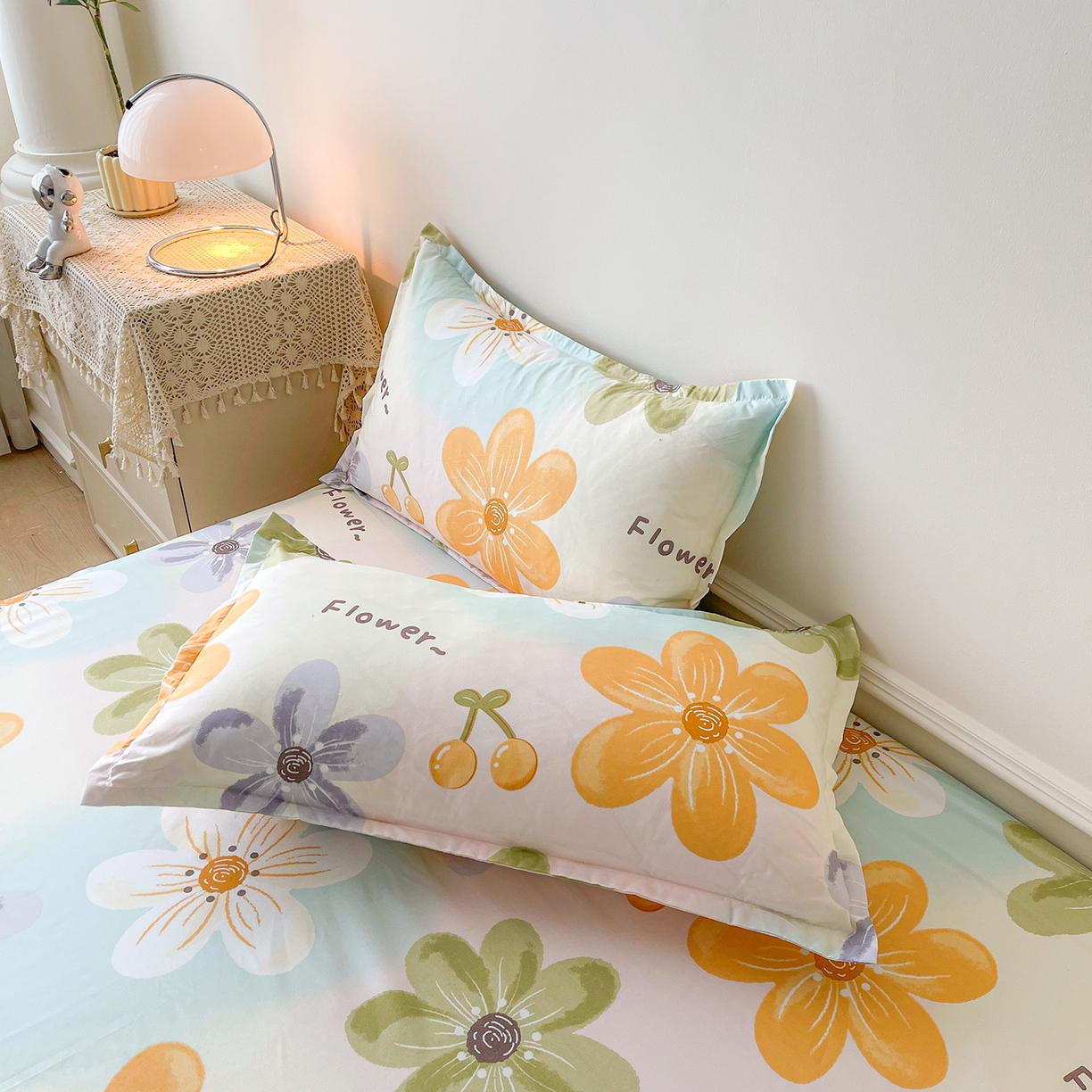 91家纺网 家纺一手货源 找家纺 笠裙家纺 2025新款A类水洗棉韩版S边花边印花床裙四件套 浅花