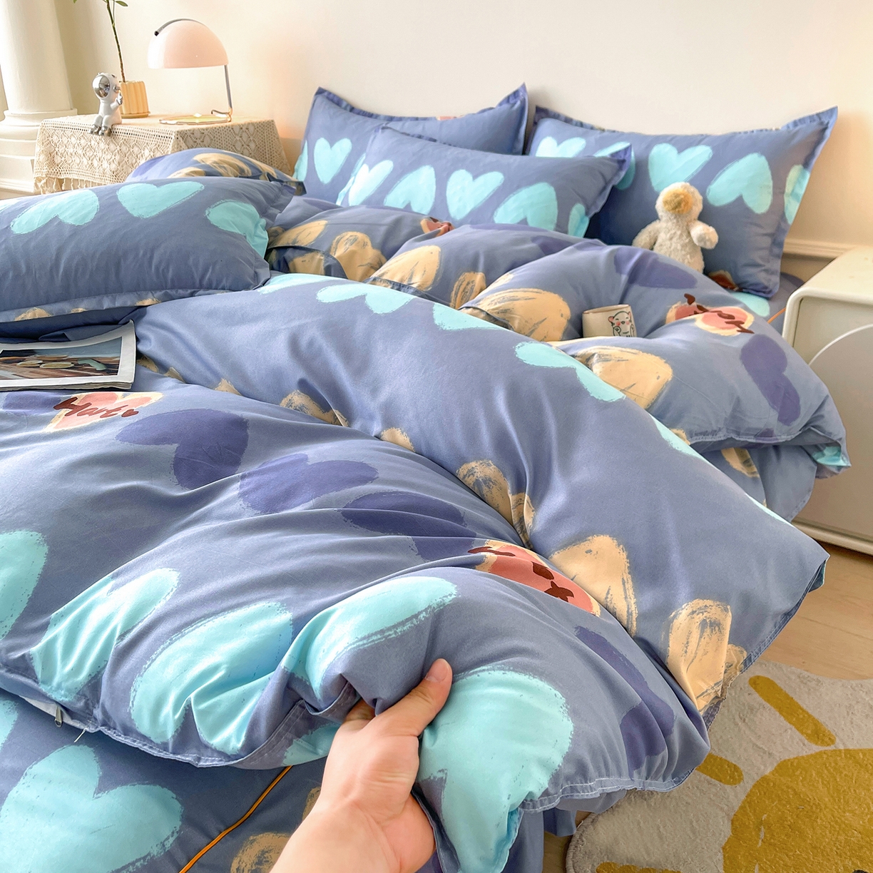 91家纺网 家纺一手货源 找家纺 笠裙家纺 2025新款A类水洗棉韩版S边花边印花床裙四件套 心定律