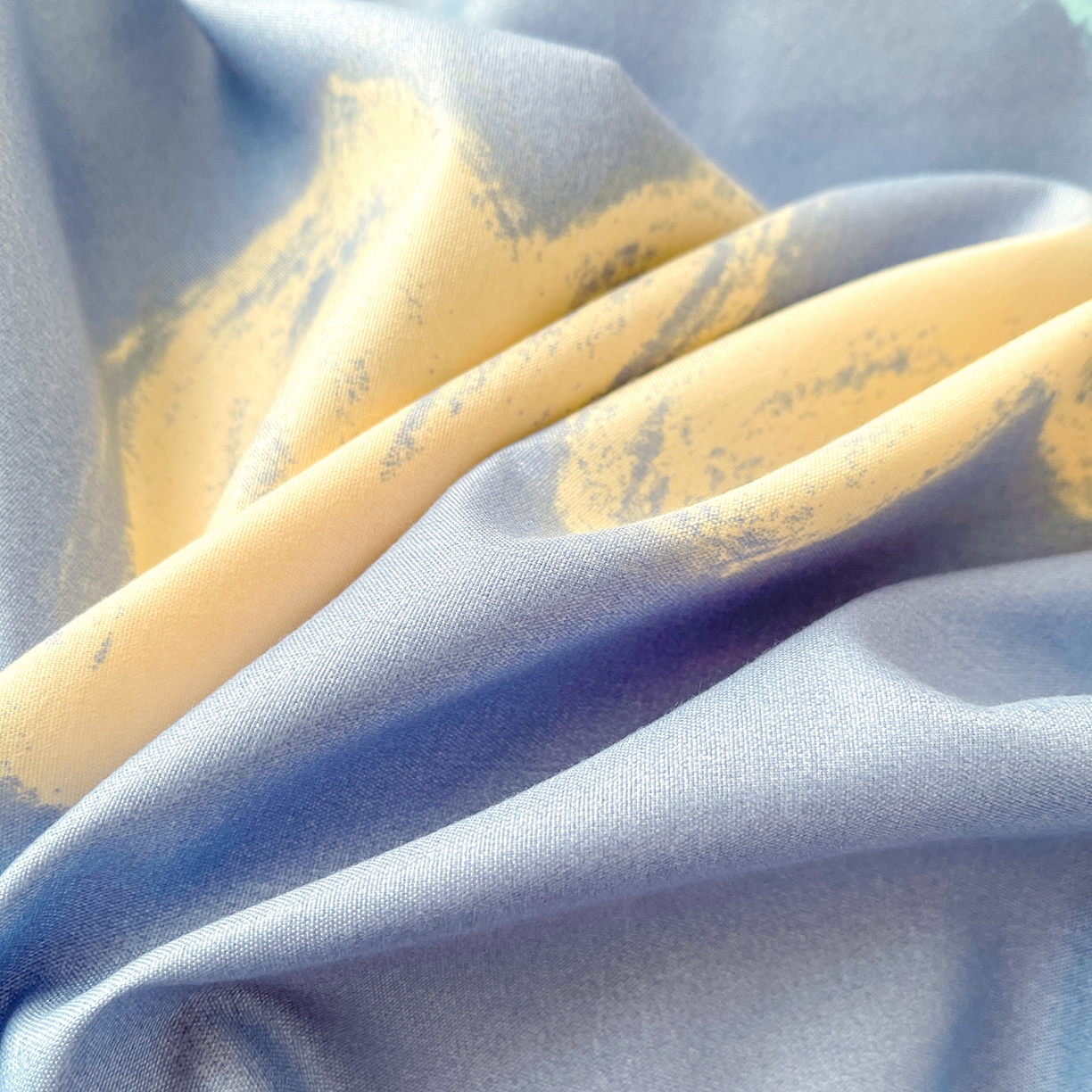 91家纺网 家纺一手货源 找家纺 笠裙家纺 2025新款A类水洗棉韩版S边花边印花床裙四件套 心定律