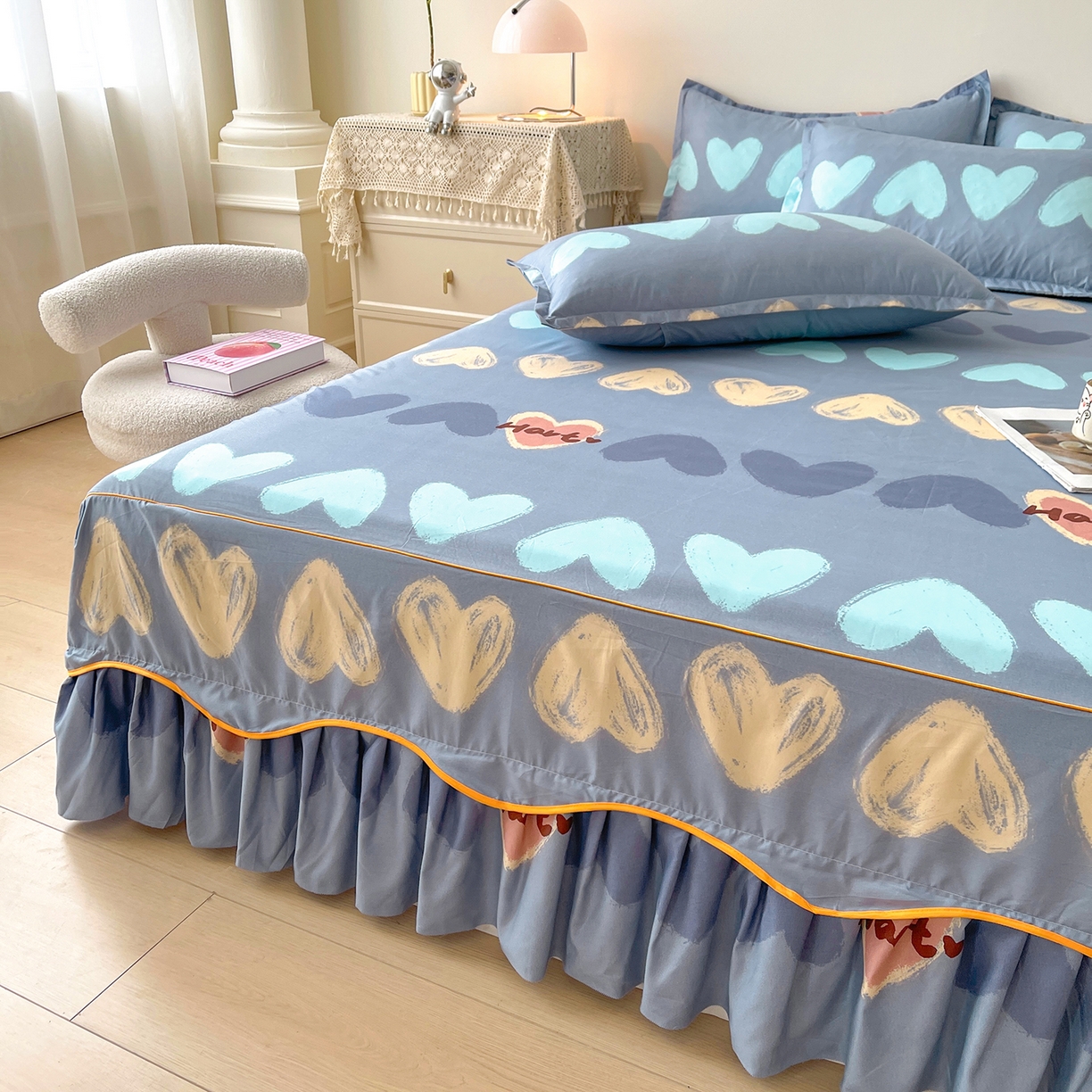 91家纺网 家纺一手货源 找家纺 笠裙家纺 2025新款A类水洗棉韩版S边花边印花床裙四件套 心定律