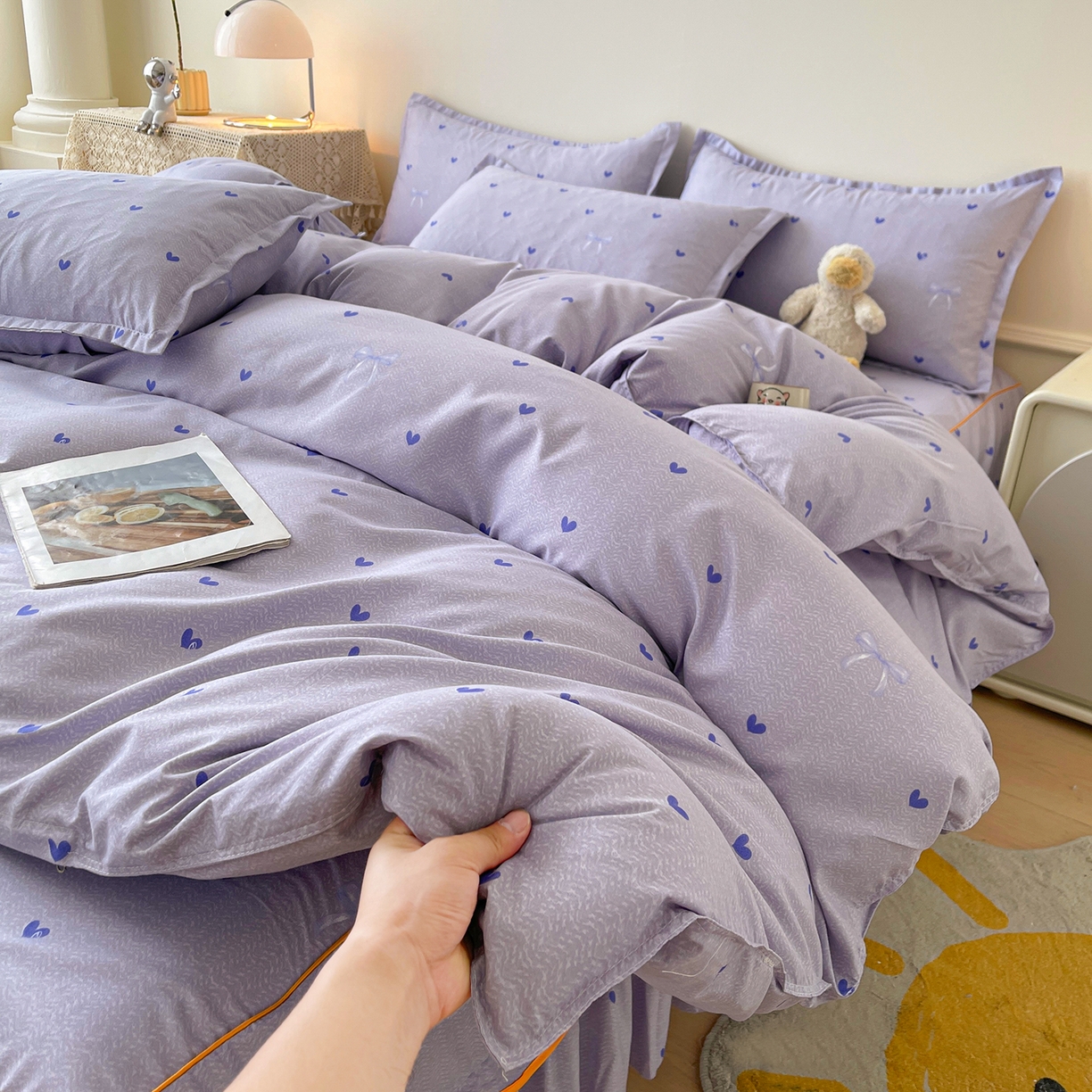 91家纺网 家纺一手货源 找家纺 笠裙家纺 2025新款A类水洗棉韩版S边花边印花床裙四件套 心律