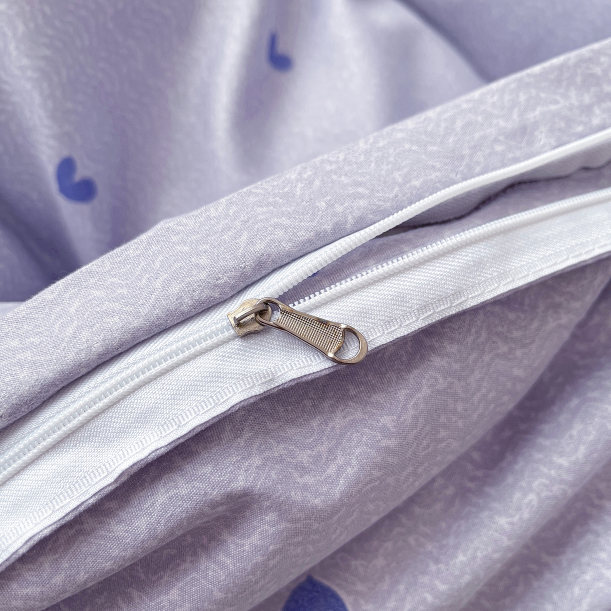 91家纺网 家纺一手货源 找家纺 笠裙家纺 2025新款A类水洗棉韩版S边花边印花床裙四件套 心律