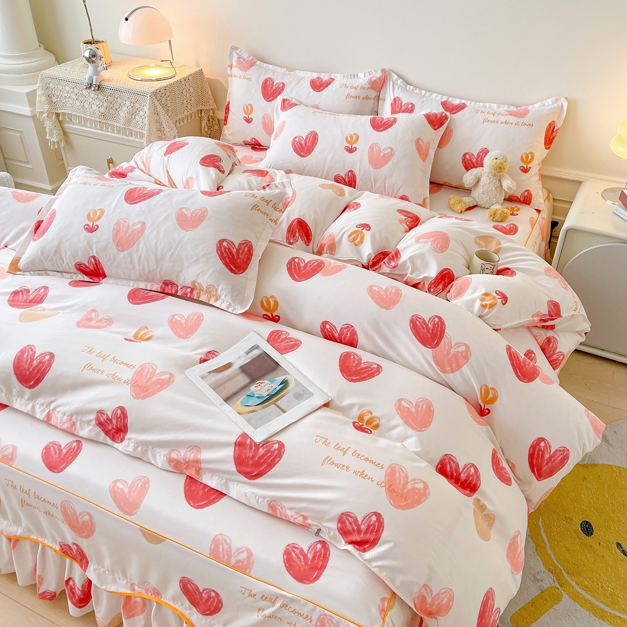 91家纺网 家纺一手货源 找家纺 笠裙家纺 2025新款A类水洗棉韩版S边花边印花床裙四件套 心尚