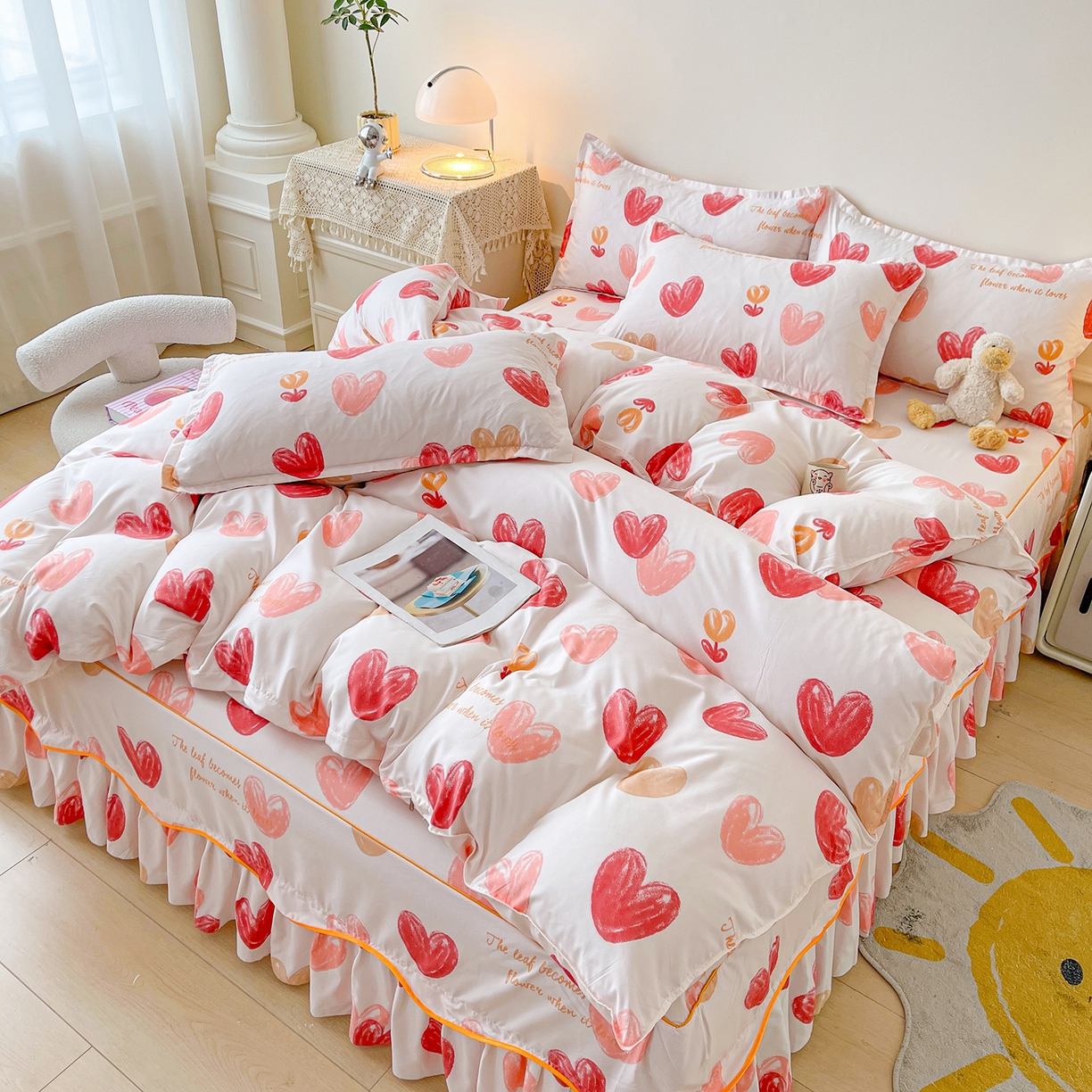 91家纺网 家纺一手货源 找家纺 笠裙家纺 2025新款A类水洗棉韩版S边花边印花床裙四件套 心尚