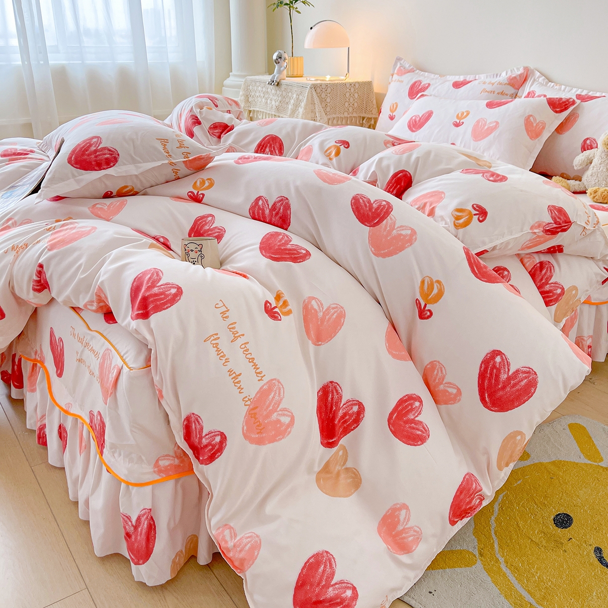 91家纺网 家纺一手货源 找家纺 笠裙家纺 2025新款A类水洗棉韩版S边花边印花床裙四件套 心尚