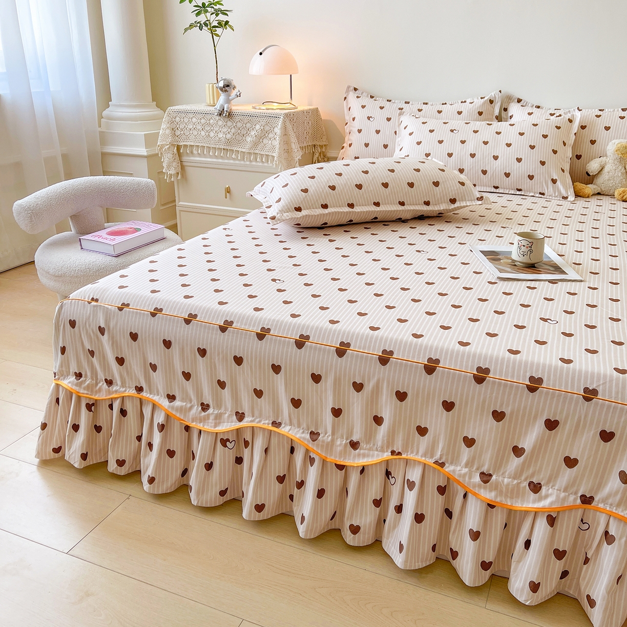 91家纺网 家纺一手货源 找家纺 笠裙家纺 2025新款A类水洗棉韩版S边花边印花床裙四件套 心意