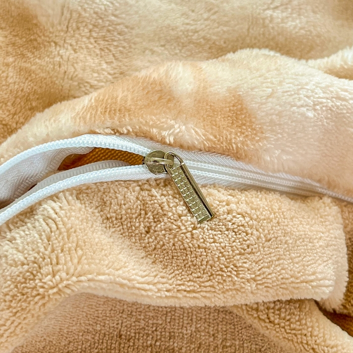 91家纺网 家纺一手货源 找家纺 梦纤绒 2025新款保暖舒适亲肤泡泡绒四件套 领结云纹棕