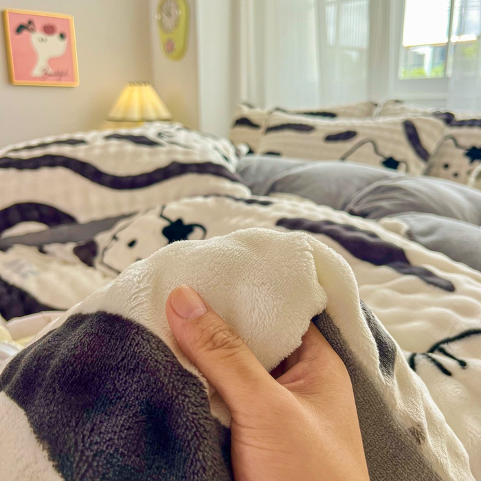 91家纺网 家纺一手货源 找家纺 梦纤绒 2025新款保暖舒适亲肤泡泡绒四件套 猫头斑马纹