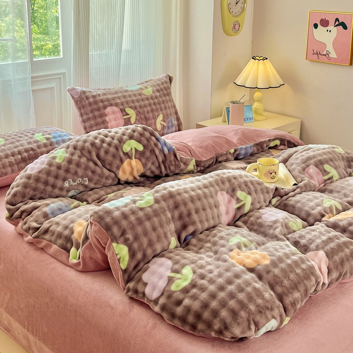 91家纺网 家纺一手货源 找家纺 梦纤绒 2025新款保暖舒适亲肤泡泡绒四件套 郁金香灰棕