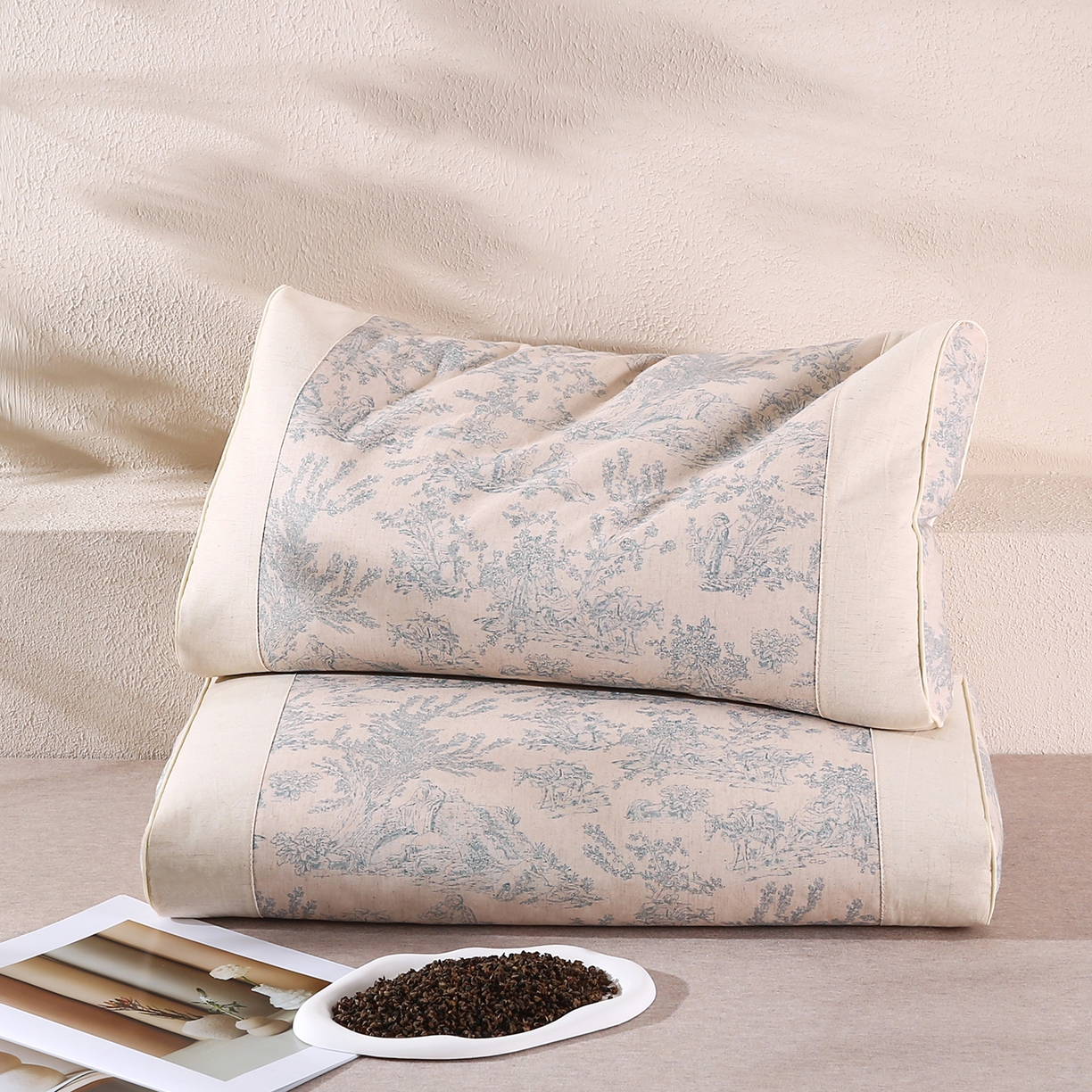 91家纺网 家纺一手货源 找家纺 宇诺家纺 2025新款枕头护颈椎国潮棉麻纯荞麦壳可拆洗可替换内胆助睡眠枕头枕芯 国风素描-雅兰