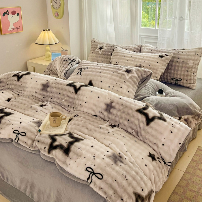 91家纺网 家纺一手货源 找家纺 梦纤绒 2025新款保暖舒适亲肤泡泡绒四件套 云纹五角星