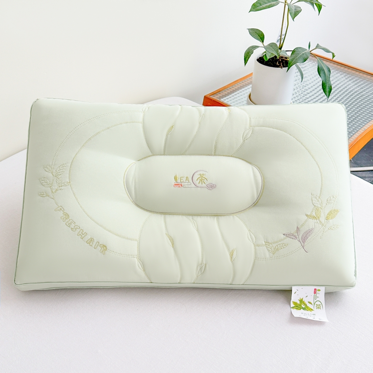 91家纺网 家纺一手货源 找家纺 宇诺家纺 2025新款刺绣款高档单人枕头枕芯亲肤透气单人舒睡保健枕睡眠不变形 青柠绿