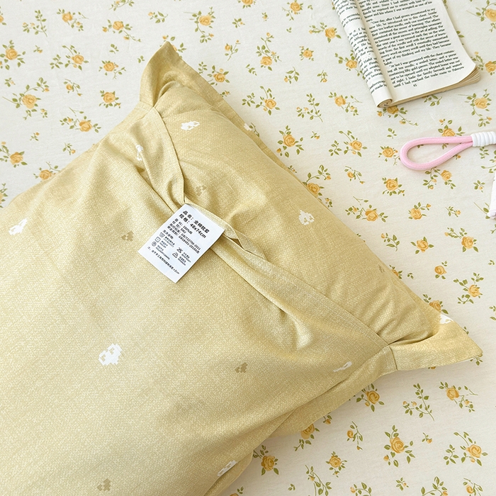 91家纺网 家纺一手货源 找家纺 拾物记 2025新款A类12868全棉纯棉单枕套枕套单件-提供买家秀和质检报告 故事小黄花