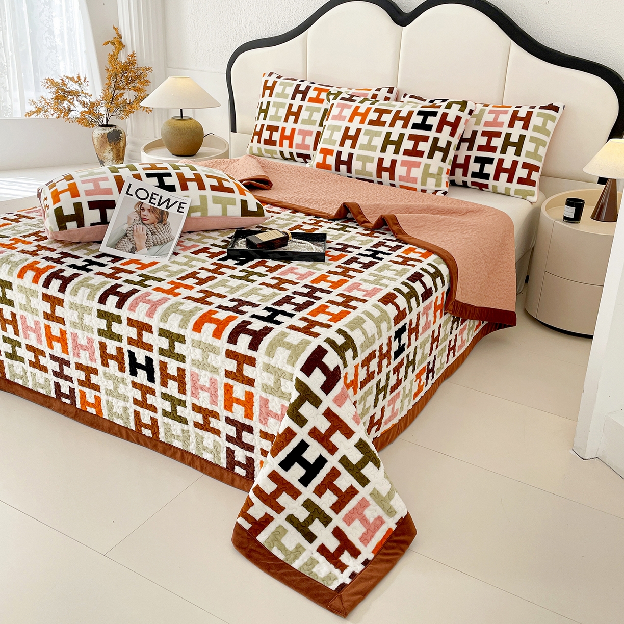 91家纺网 家纺一手货源 找家纺 （总）大渔生活 2025新款高克重牛奶绒夹棉床盖系列