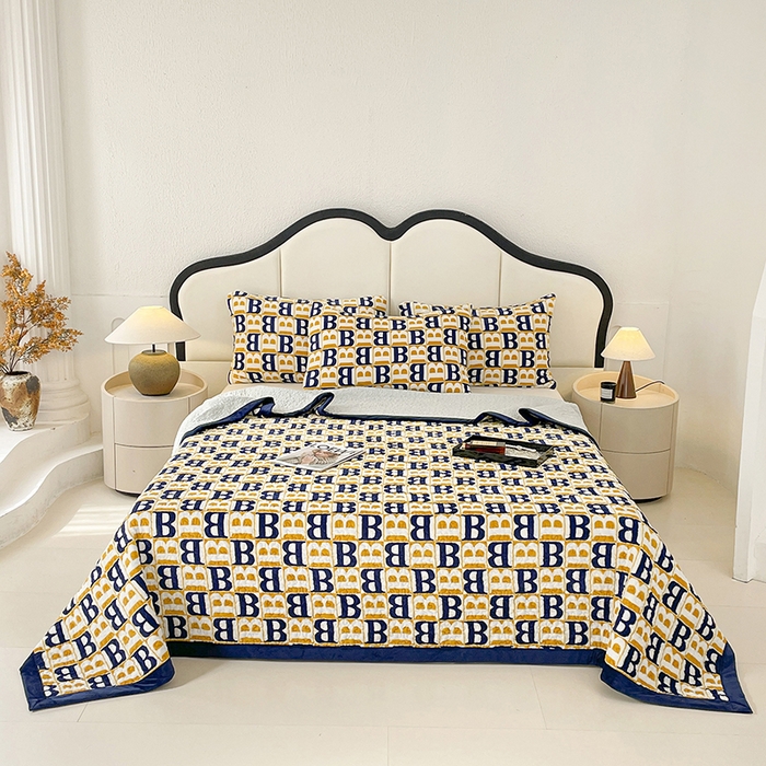 大渔生活 2025新款高克重牛奶绒夹棉床盖系列 剑桥