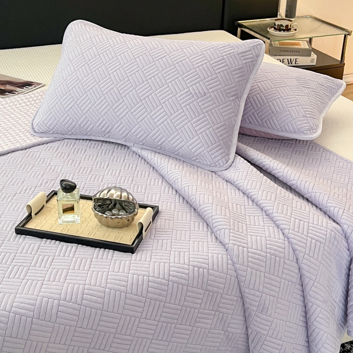 91家纺网 家纺一手货源 找家纺 茉夕家纺 2025新款云朵系列棉+牛奶绒单床盖 床盖单件 云朵-柔雾紫