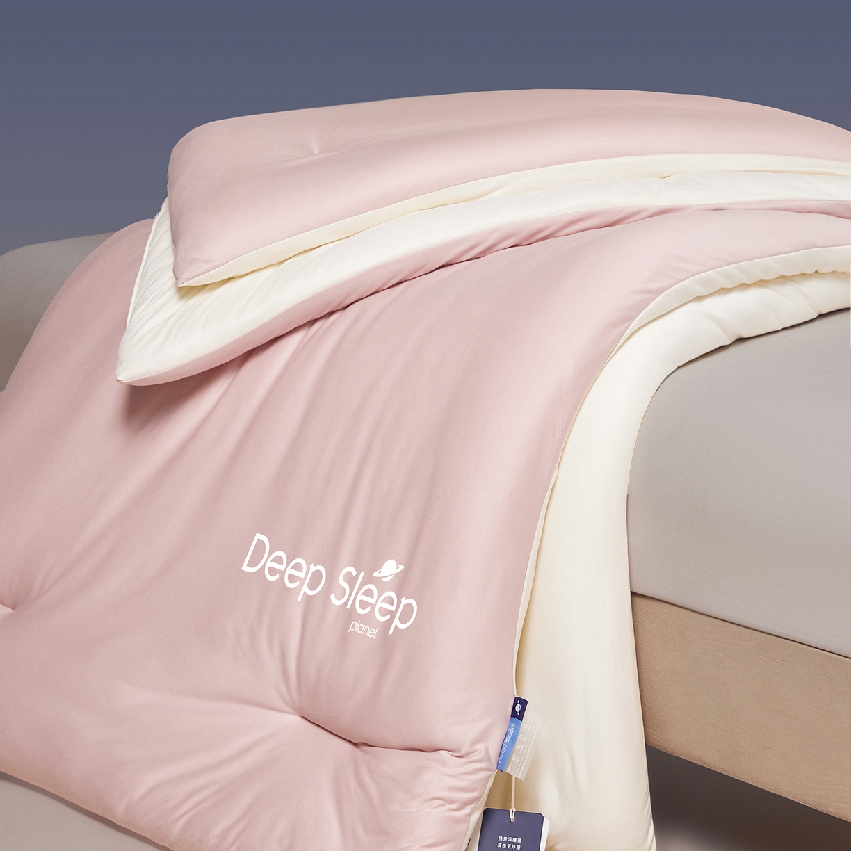 91家纺网 家纺一手货源 找家纺 老帅的工厂店 2025新款深睡星球针织棉控温被pro被子被芯 菊雾粉