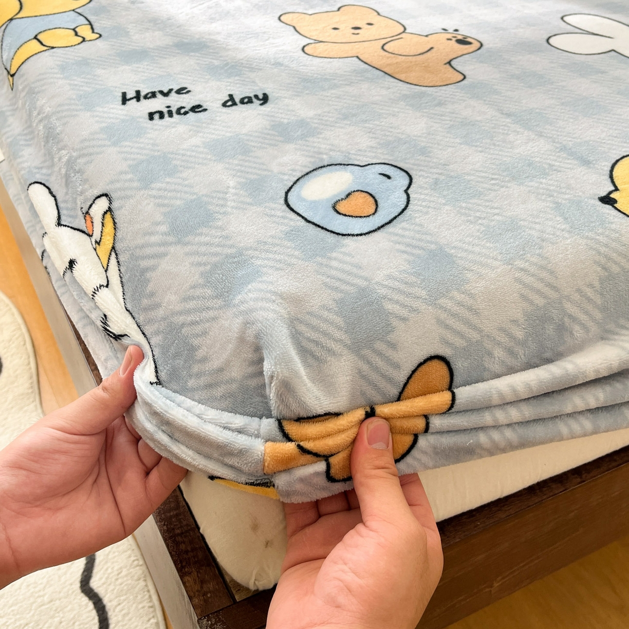 91家纺网 家纺一手货源 找家纺 寻米 2025新款加厚牛奶绒印花床笠-大床牛奶绒床笠一号 邦尼兔的小伙伴