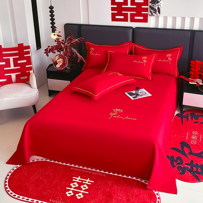 91家纺网 家纺一手货源 找家纺 艾橙家纺 2025新款大红云朵棉刺绣婚庆系列单床单床单单件 花开并蒂