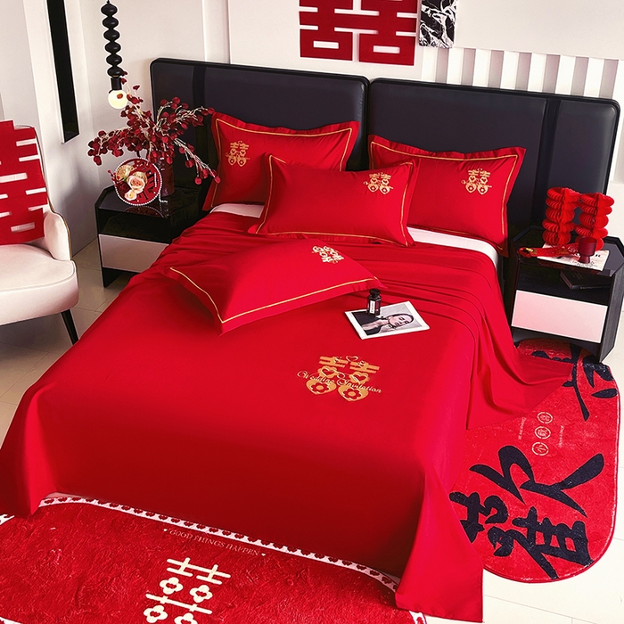 91家纺网 家纺一手货源 找家纺 艾橙家纺 2025新款大红云朵棉刺绣婚庆系列单床单床单单件 相爱一生