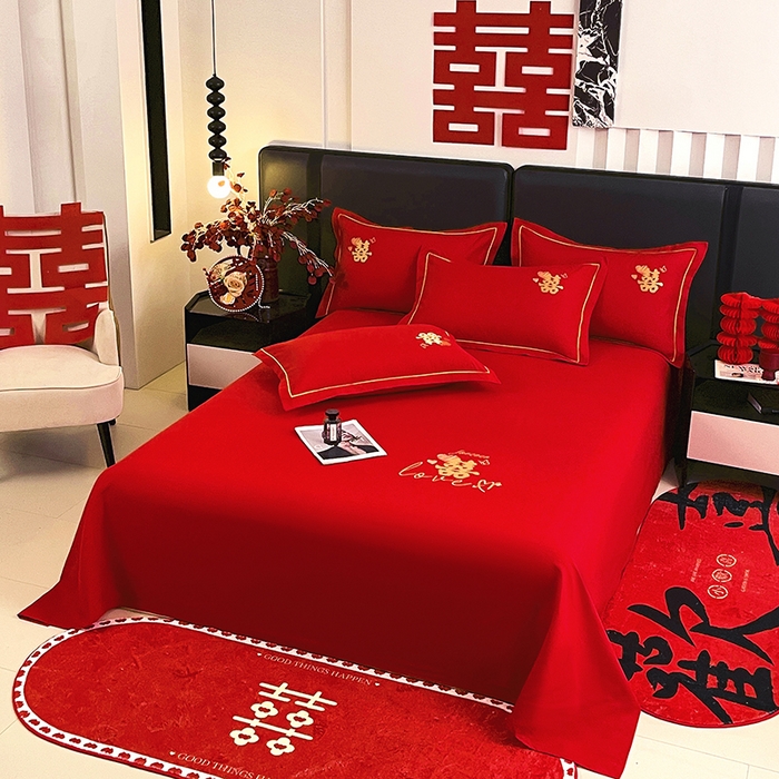 91家纺网 家纺一手货源 找家纺 艾橙家纺 2025新款大红云朵棉刺绣婚庆系列单床单床单单件 一生挚爱