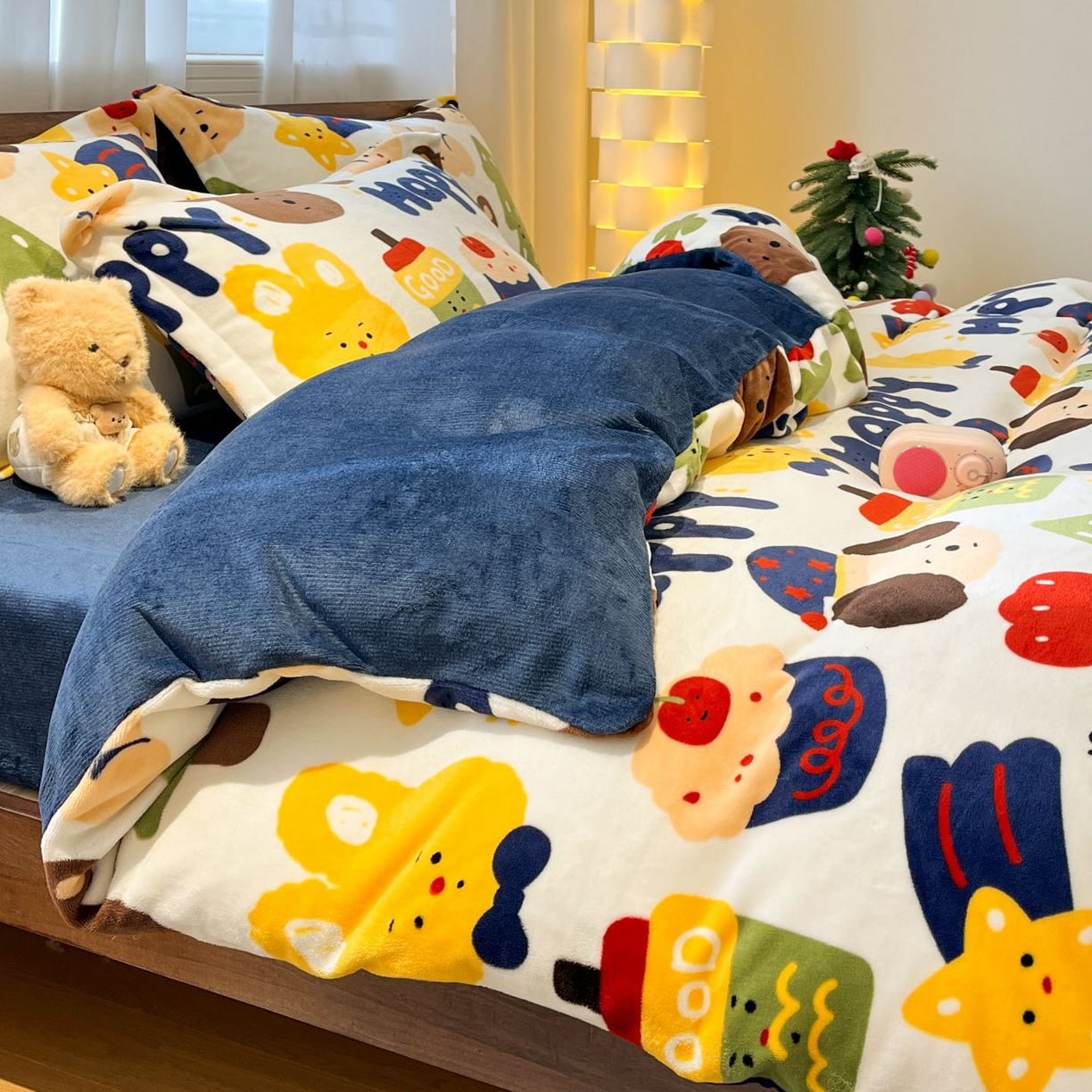 91家纺网 家纺一手货源 找家纺 寻米 2025新款加厚牛奶绒印花床笠-大床牛奶绒床笠一号 奇奇莫拉-蓝色