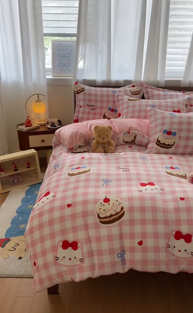 91家纺网 家纺一手货源 找家纺 寻米 2025新款加厚牛奶绒印花床笠-大床牛奶绒床笠一号 小喵浮云卷