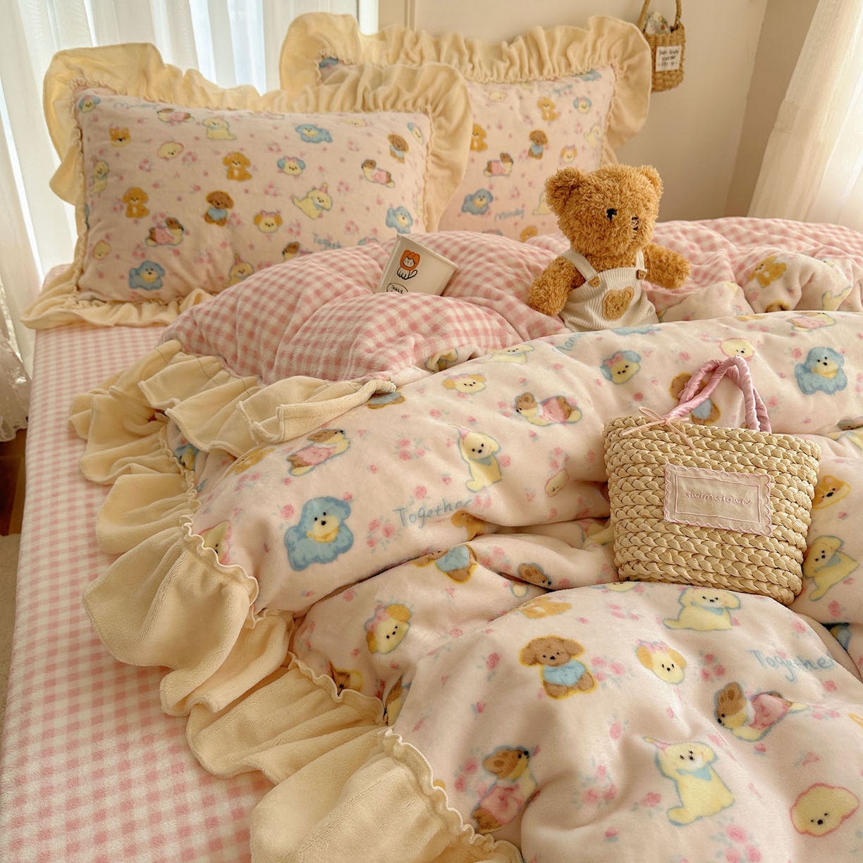 91家纺网 家纺一手货源 找家纺 （总）瑞莱 上新2025年秋冬新款A类200克牛奶绒卡通印花四件套