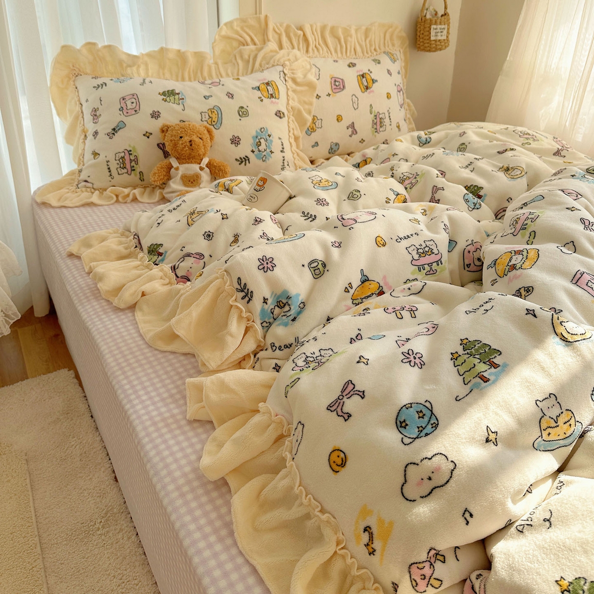 91家纺网 家纺一手货源 找家纺 瑞莱 上新2025年秋冬新款A类200克牛奶绒卡通印花四件套 开心时光