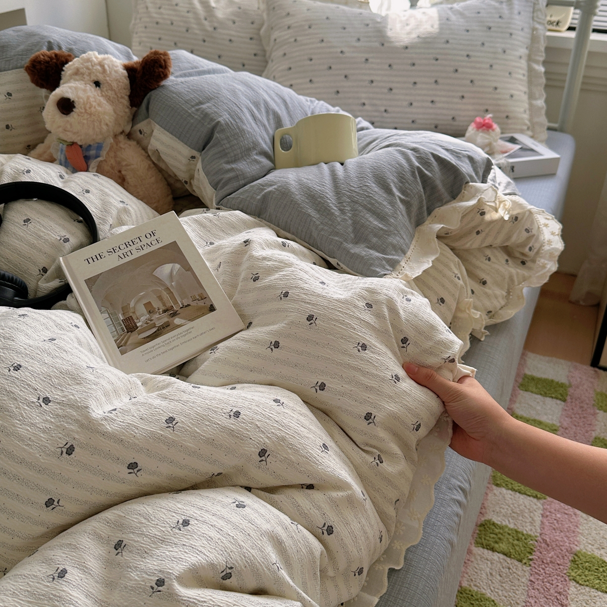 91家纺网 家纺一手货源 找家纺 乐沐家纺 2025新款云感皱皱双层纱全棉镂空花边四件套 织梦