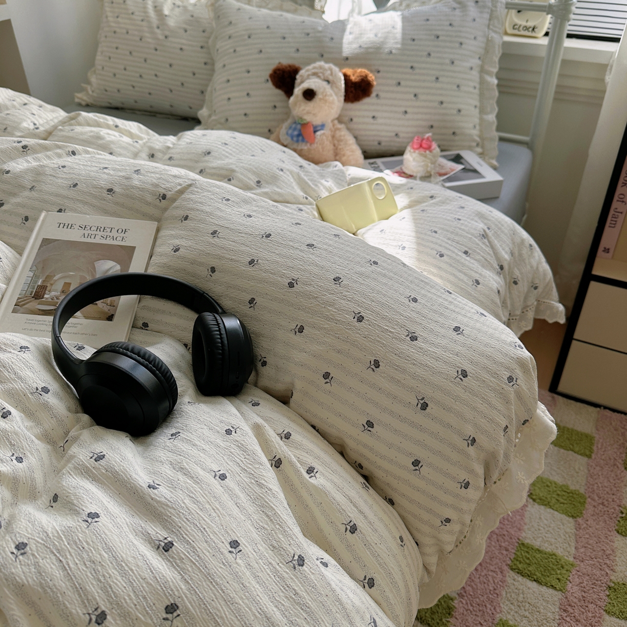 91家纺网 家纺一手货源 找家纺 乐沐家纺 2025新款云感皱皱双层纱全棉镂空花边四件套 织梦