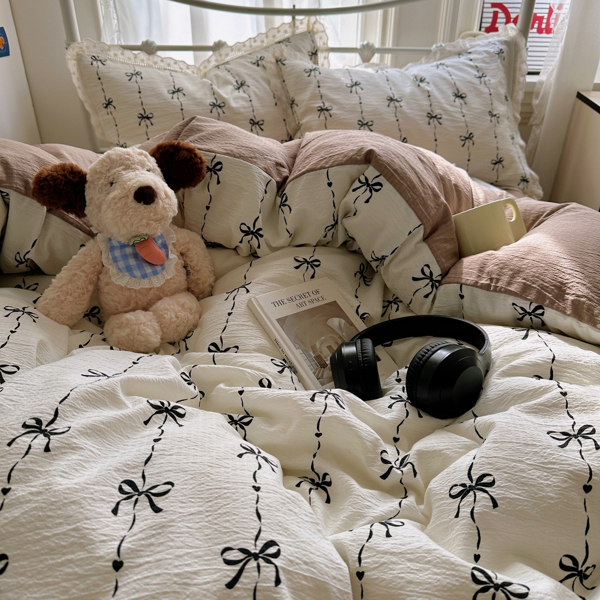 91家纺网 家纺一手货源 找家纺 乐沐家纺 2025新款云感皱皱双层纱全棉镂空花边四件套 倾心