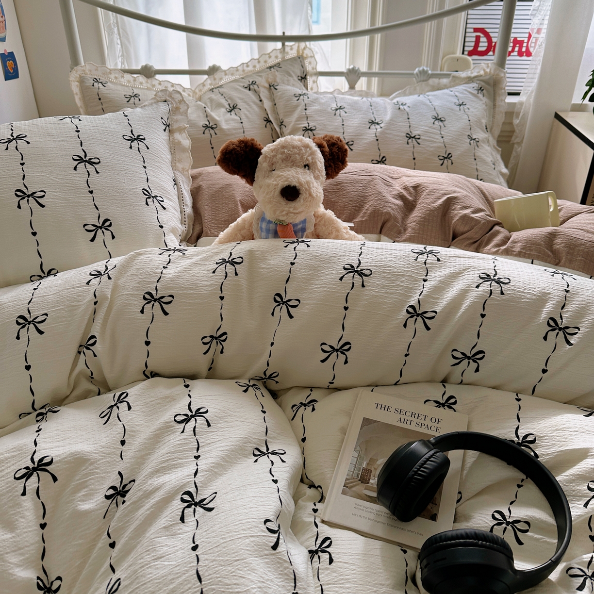 91家纺网 家纺一手货源 找家纺 乐沐家纺 2025新款云感皱皱双层纱全棉镂空花边四件套 倾心