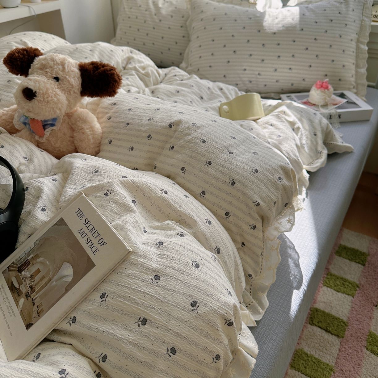 91家纺网 家纺一手货源 找家纺 乐沐家纺 2025新款云感皱皱双层纱全棉镂空花边四件套 织梦