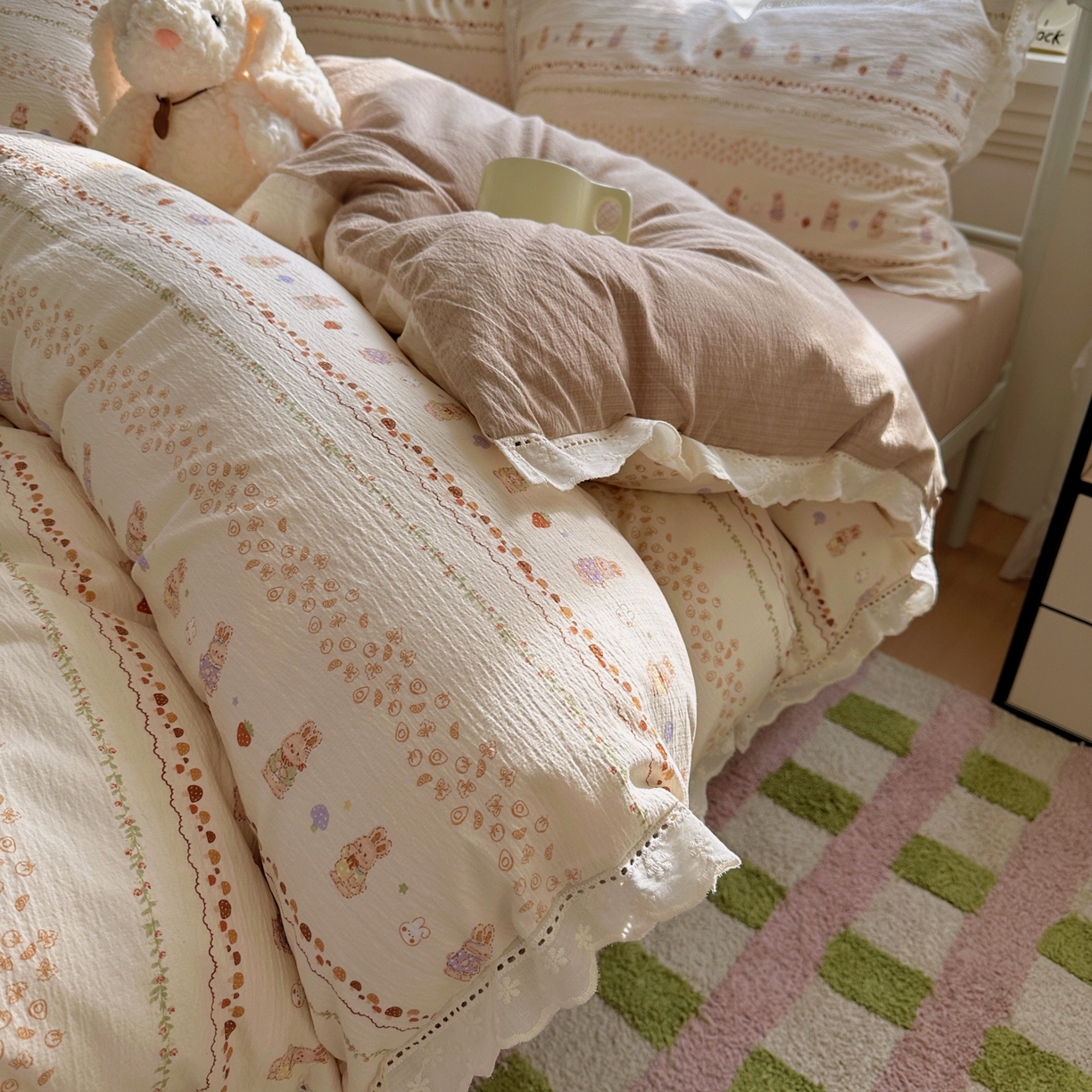 91家纺网 家纺一手货源 找家纺 （总）乐沐家纺 2025新款云感皱皱双层纱全棉镂空花边四件套