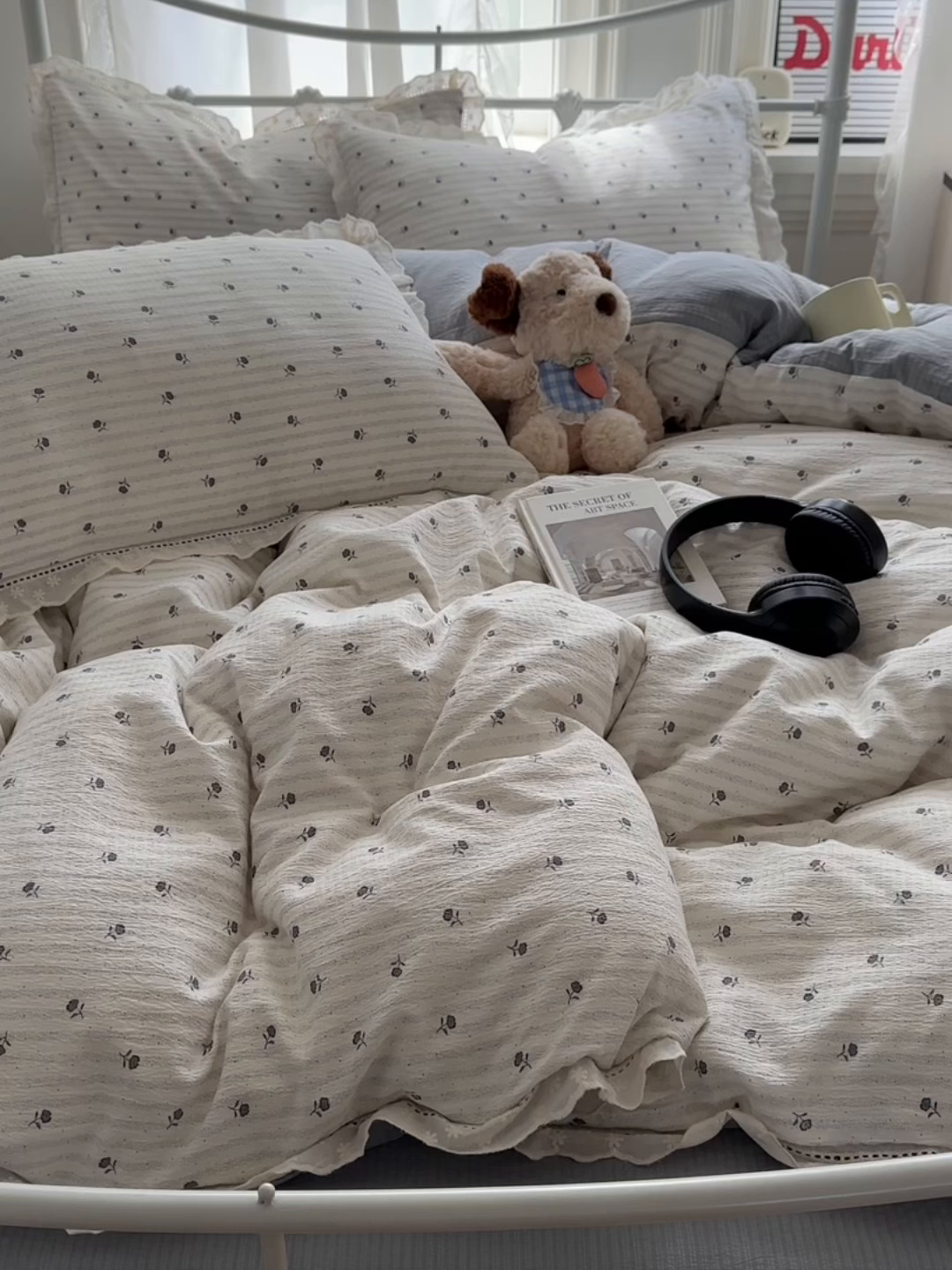 91家纺网 家纺一手货源 找家纺 乐沐家纺 2025新款云感皱皱双层纱全棉镂空花边四件套 织梦