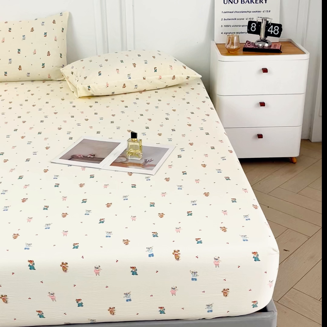 91家纺网 家纺一手货源 找家纺 斯卡诺家纺 2025新款秋冬爆款古法水洗棉单床笠床笠三件套枕套 宠物乐园-床笠