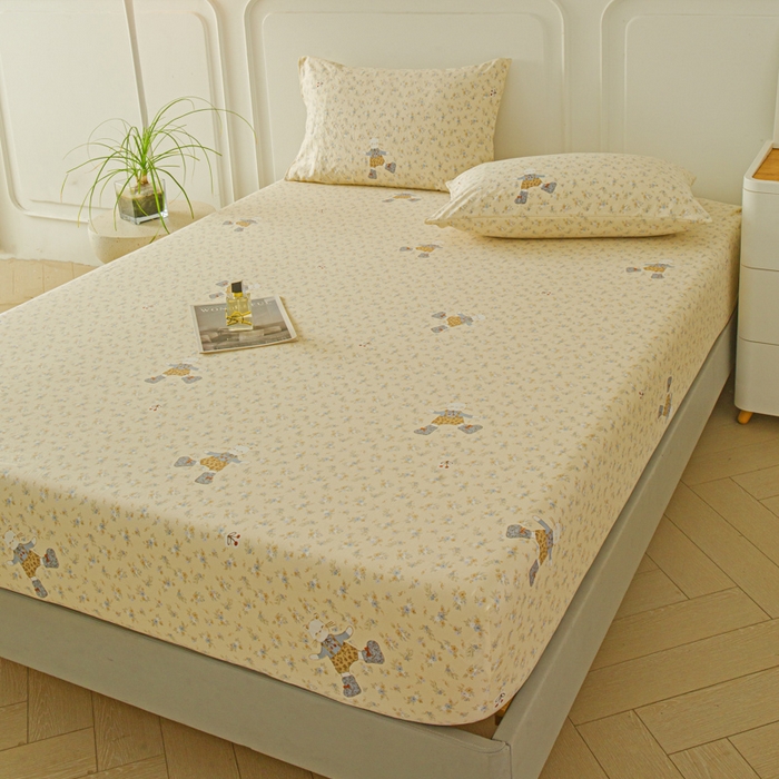 91家纺网 家纺一手货源 找家纺 斯卡诺家纺 2025新款秋冬爆款古法水洗棉单床笠床笠三件套枕套 花丛小熊-床笠