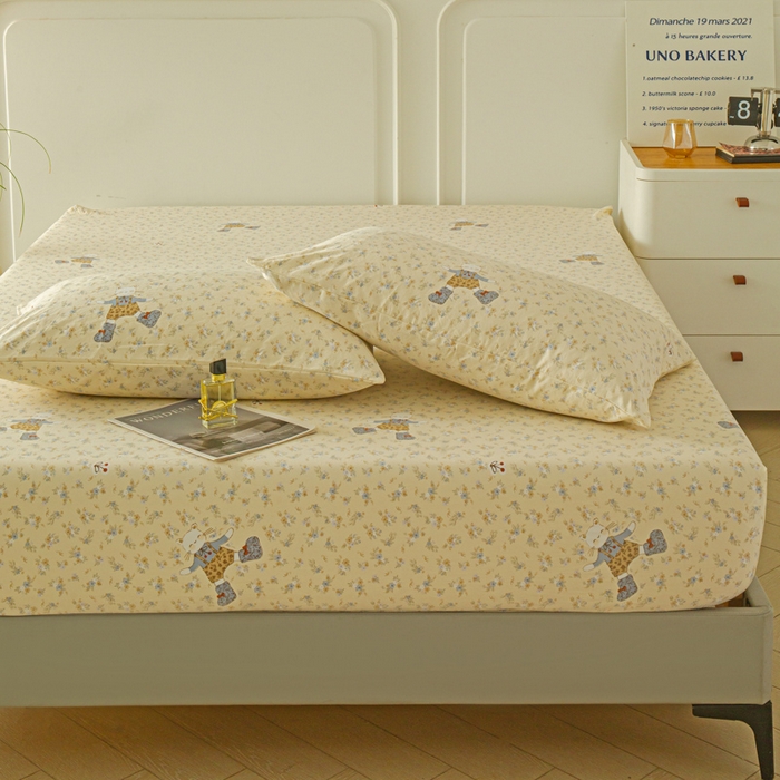 91家纺网 家纺一手货源 找家纺 斯卡诺家纺 2025新款秋冬爆款古法水洗棉单床笠床笠三件套枕套 花丛小熊-床笠