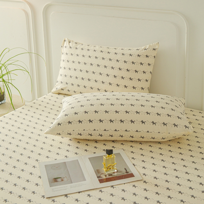 91家纺网 家纺一手货源 找家纺 斯卡诺家纺 2025新款秋冬爆款古法水洗棉单床笠床笠三件套枕套 小木马-床笠