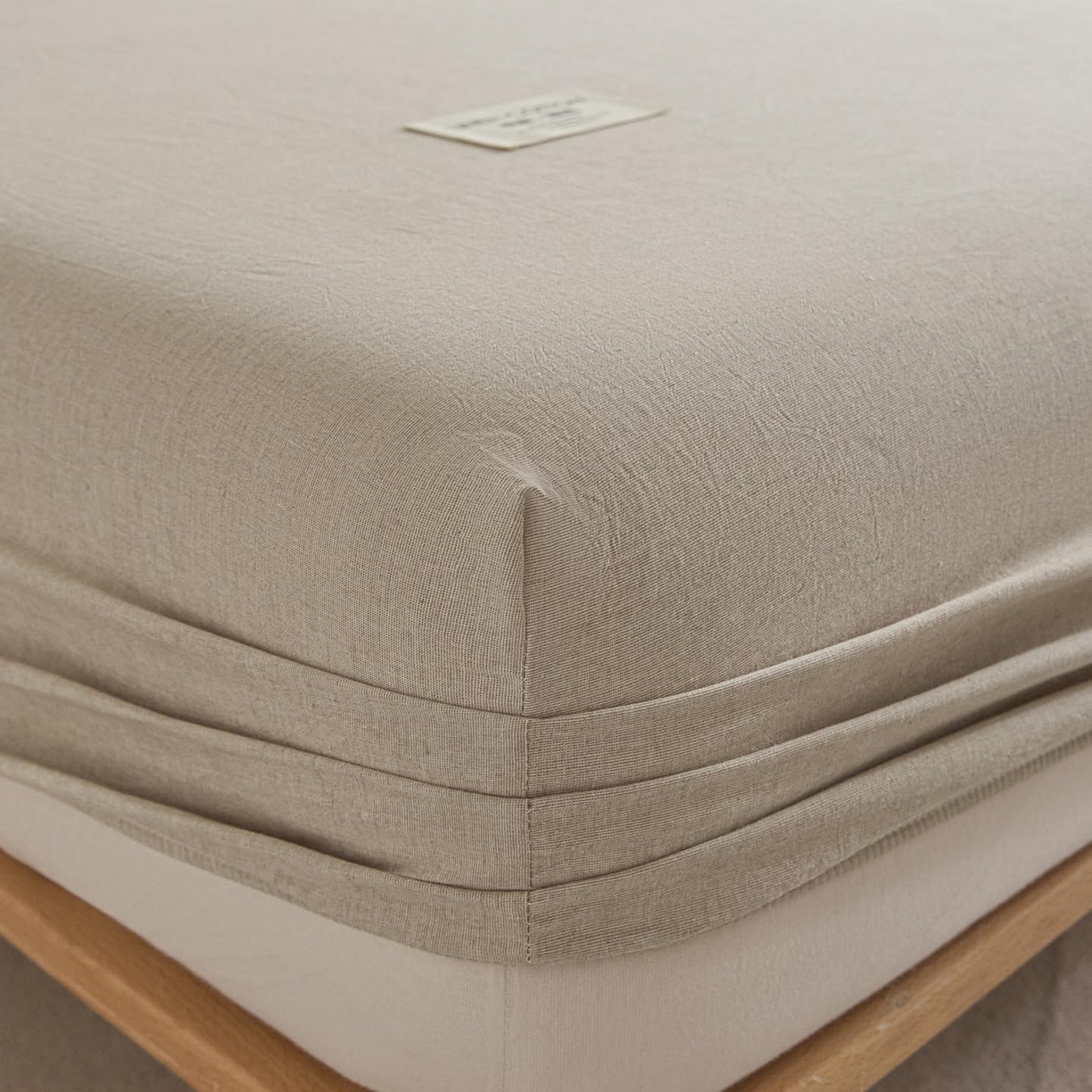 91家纺网 家纺一手货源 找家纺 涵宸家纺 2025新款色织棉麻四件套系列-单床笠 棉麻-浅驼