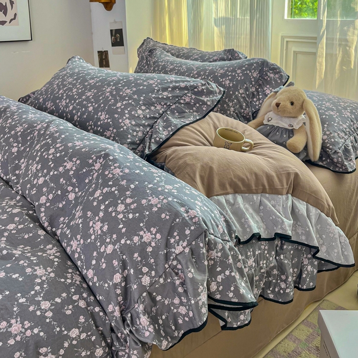 91家纺网 家纺一手货源 找家纺 （总）斯卡诺家纺 2025秋冬法式花边古法水洗棉云感棉床盖四件套花边被套床单款