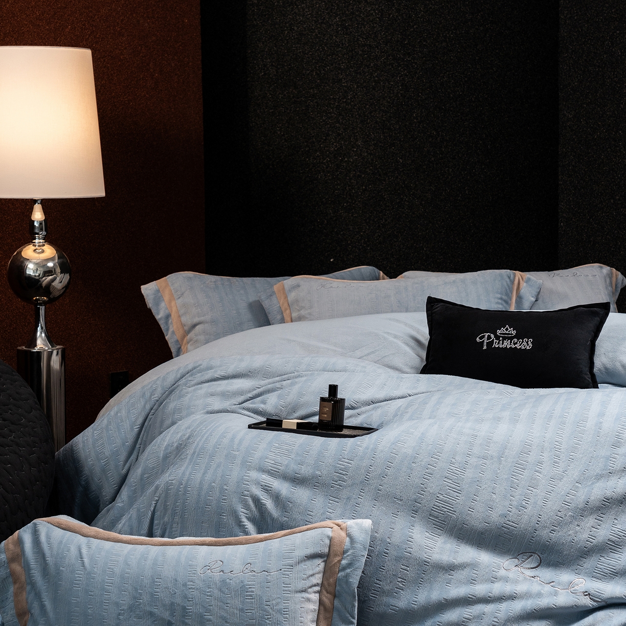 91家纺网 家纺一手货源 找家纺 （总）蓝梦 2025新款全消光雕花牛奶绒系列-纹屿