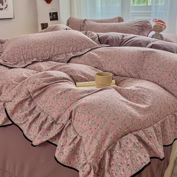 91家纺网 家纺一手货源 找家纺 （总）斯卡诺家纺 2025秋冬法式花边古法水洗棉云感棉床盖四件套花边被套床单款