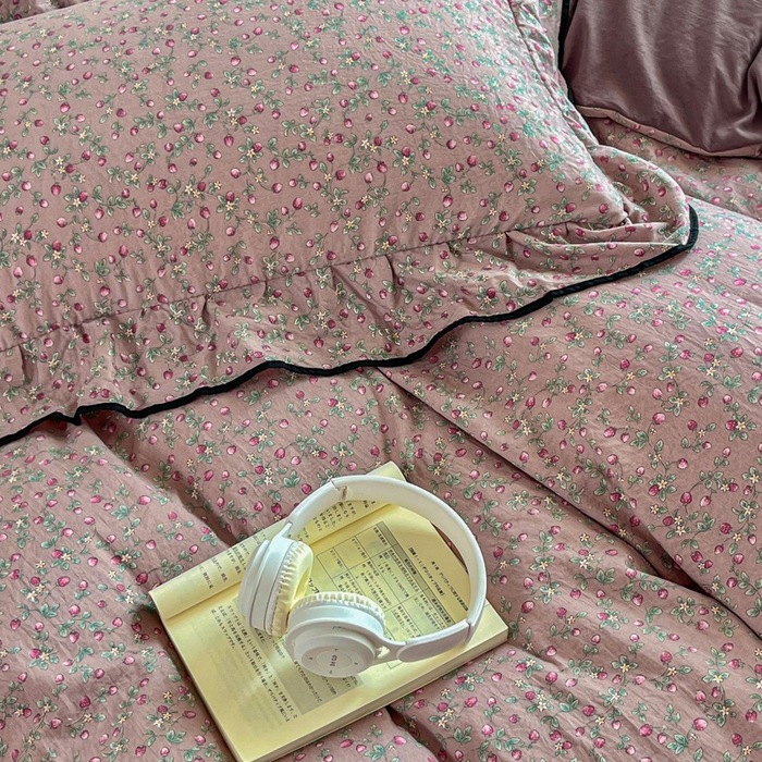 91家纺网 家纺一手货源 找家纺 （总）斯卡诺家纺 2025秋冬法式花边古法水洗棉云感棉床盖四件套花边被套床单款