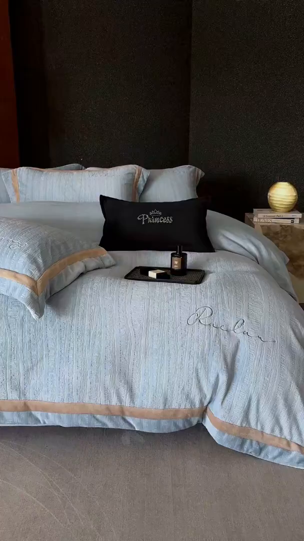 91家纺网 家纺一手货源 找家纺 蓝梦 2025新款全消光雕花牛奶绒系列-纹屿 纹屿-甘蓝