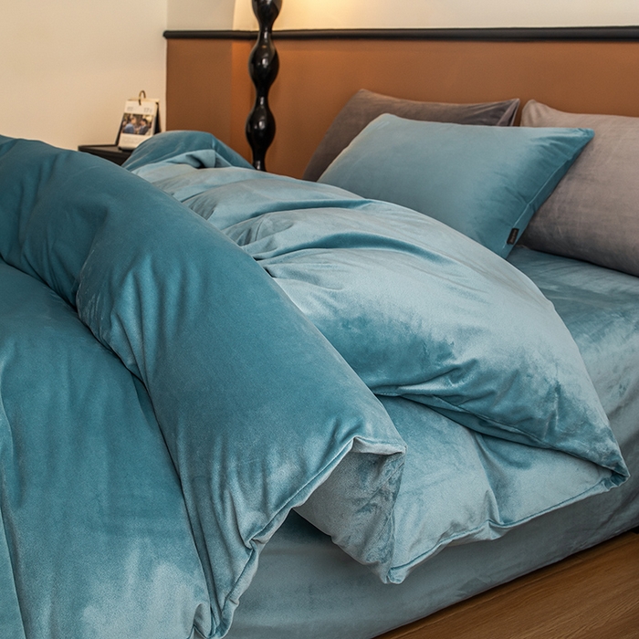 91家纺网 家纺一手货源 找家纺 蓝梦 2025新款A类加厚保暖纯色双拼婴儿绒宝宝绒四件套 宝石蓝