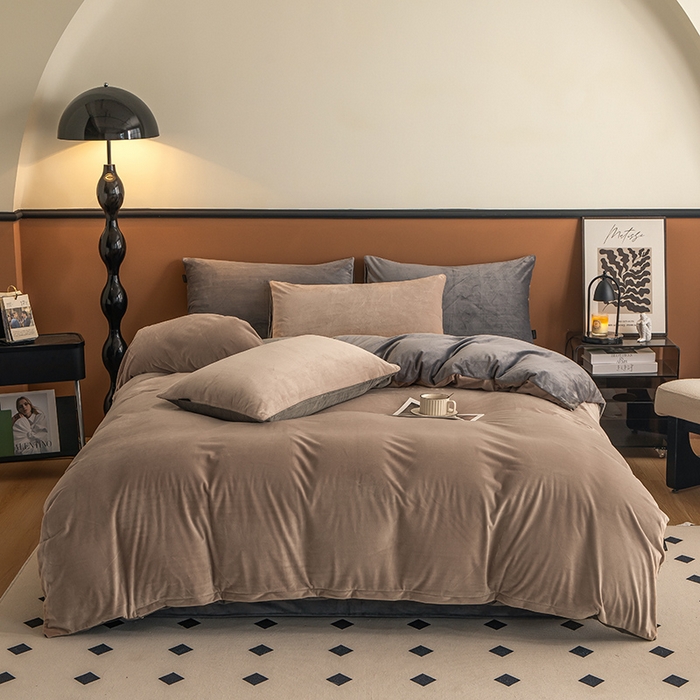 91家纺网 家纺一手货源 找家纺 蓝梦 2025新款A类加厚保暖纯色双拼婴儿绒宝宝绒四件套 奶咖+火山灰